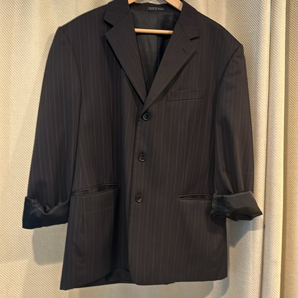 PTP 25 inches length 32 inches black pink striped jacket. - Picture 12 of 16